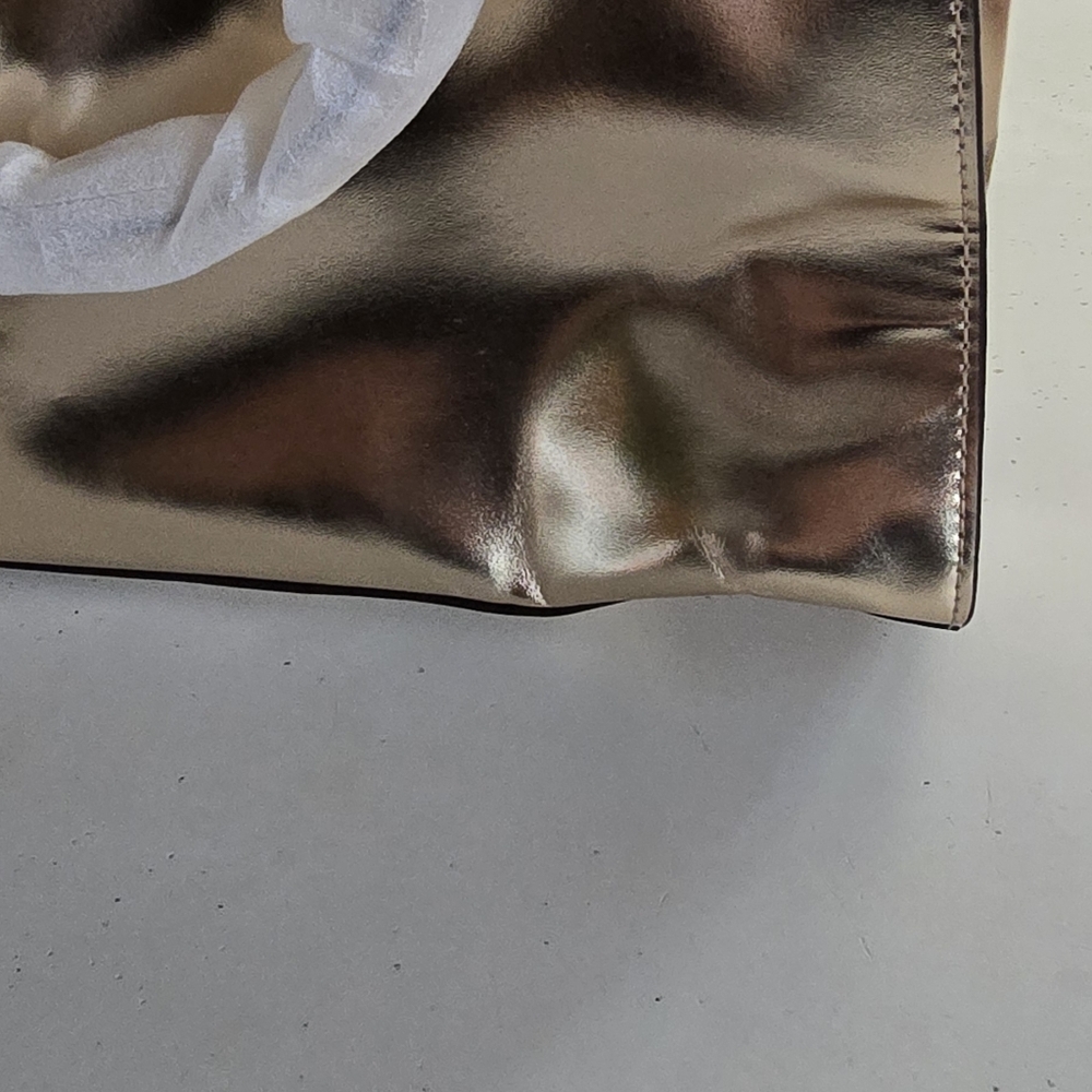 Michael Kors Metallic Gold Tote Bag HAMILTON - Picture 3 of 7